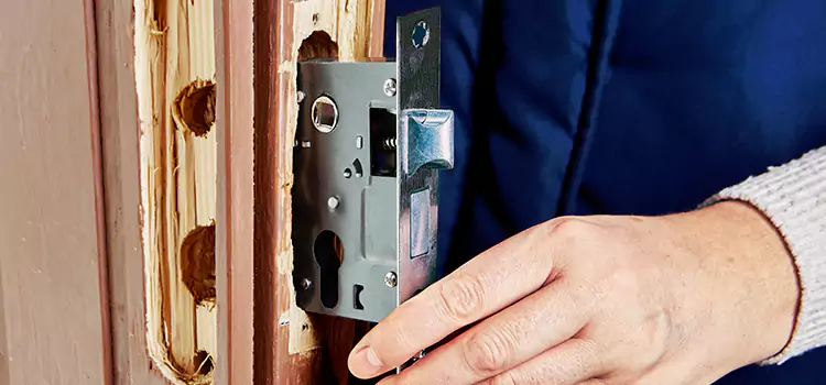 Garage Door Lock Replacement Ramsey